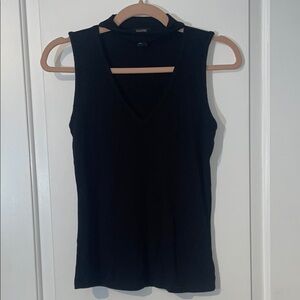 Black Sleeveless Top
